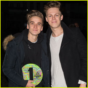 joe sugg and caspar lee