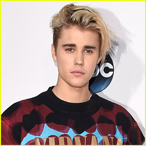 Justin Bieber Covers The Beatles & More in Concert – Watch Now ...