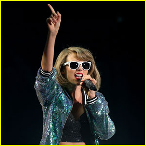 Taylor Swift is Releasing a '1989 World Tour' Concert Movie!