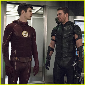 ‘The Flash’ & ‘Arrow’ Crossover Starts TONIGHT! | Arrow, Legends of ...