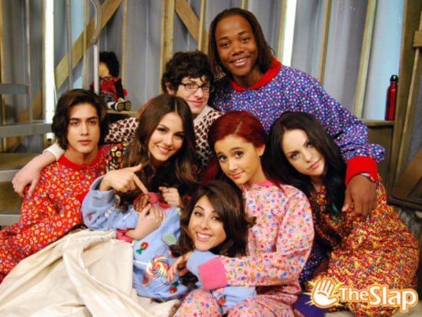 Victoria Justice And Ariana Grande Reunite For ‘victorious Onesie Party See The Pics Ariana 