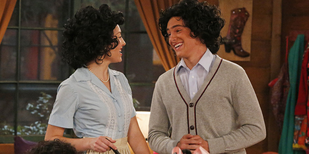 Emma & Xander Dress Up Like Parents On Tonight’s ‘Bunk’D