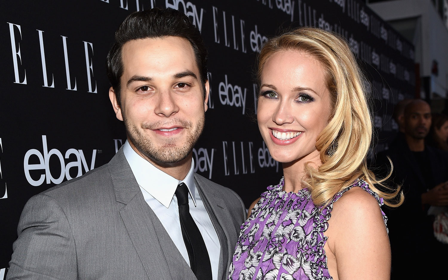 ‘pitch Perfect Co Stars Anna Camp And Skylar Astin Announce Engagement Anna Camp Engaged