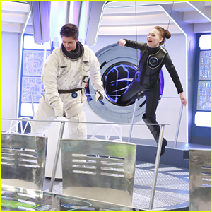 'Lab Rats' Head To Space On Tonight's Show - See Exclusive Pics!