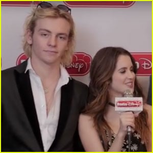 Is austin and ally dating in real life in Chengdu