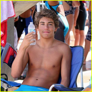 ‘Damn Daniel’ Goes Shirtless in New Photo! | Damn Daniel, Daniel Lara