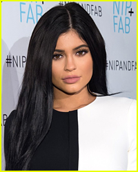 Kylie Jenner's Snapchatting Habits Aren't Safe At All