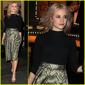 Pixie Lott Checks Out Matthew Perry's New Play 'The End of Longing' in London