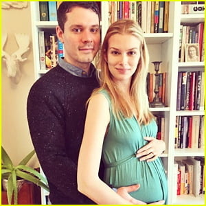 Stitchers' Emma Ishta & Husband Daniel McCabe Are Pregnant!