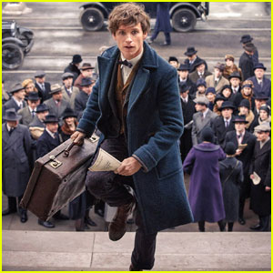 'Fantastic Beasts & Where to Find Them' Will Be a Trilogy, J.K. Rowling Confirms!