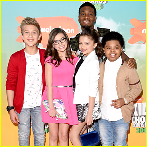 'Game Shakers' Cast Tackles a Real Life Video Game at Kids Choice Awards 2016
