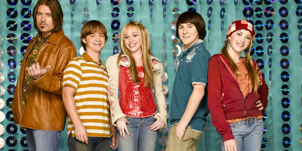 miley-cyrus-emily-osment-reflect-on-10th-anniversary-of-hannah