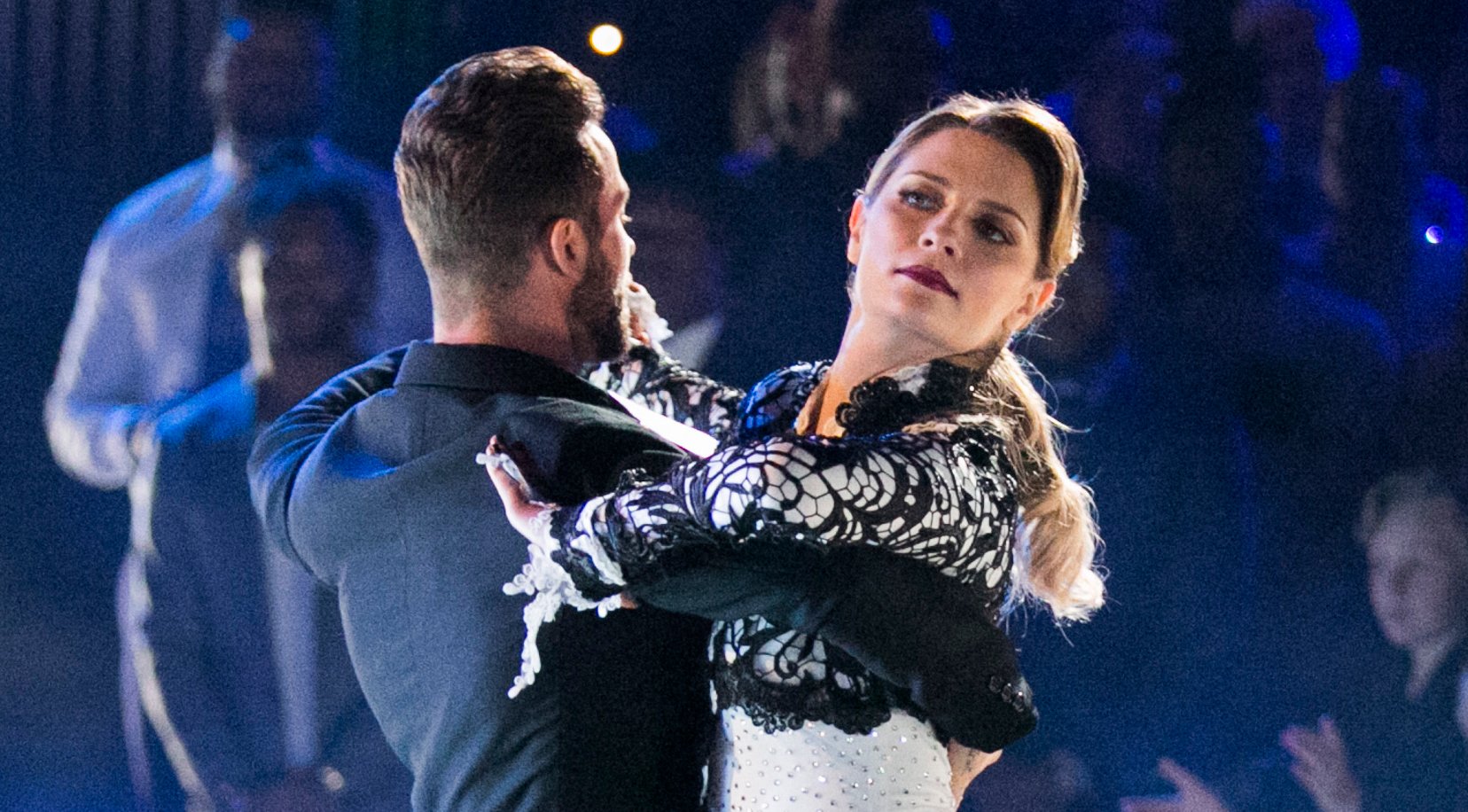 Rachel Bilson Cheers on ‘The O.C.’ CoStar Mischa Barton During ‘DWTS