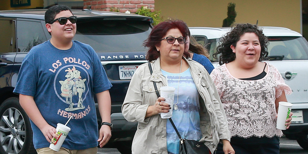 Raini Rodriguez & Brother Rico Head to Lunch After He Wraps ‘Modern