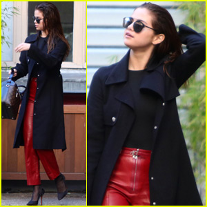 See! Selena Gomez Caught in Scary Crowd Crush in Paris