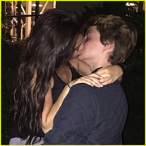 Jace Norman Kisses Isabela Moner In New Instagram Pic; Takes It Down, & Fans Are Freaking Out