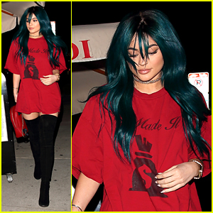 Kylie Jenner Throws it Back With Teal Hair Hue | Kylie Jenner | Just ...