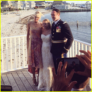 Taylor Swift Shows Up at Fan's Wedding & Performs! (Video)