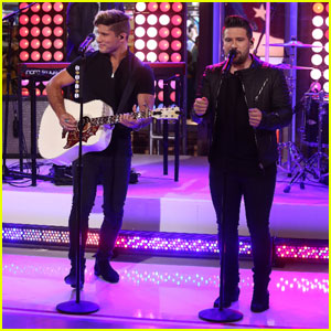 Dan & Shay Perform 'The World's Greatest' on 'GMA' - Watch Now!