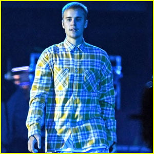 Justin Bieber Performs Acoustic Version of 'Cold Water' at V Festival 2016 (Video)