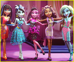 Draculaura, Frankie Stein & 'Monster High' To Make Big Screen Debut This  Month – Watch A Clip!, Monster High, Movies