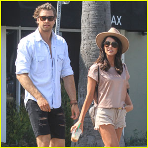 Pierson Fode Grabs Coffee With Co-Star Jacqueline Macinnes Wood