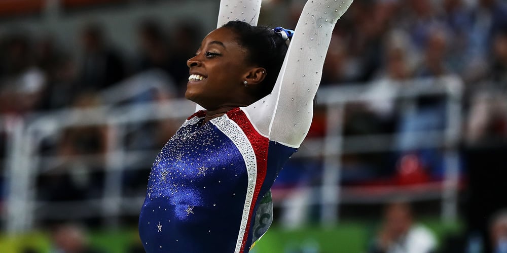 Simone Biles Wins All Around Gold Medal Aly Raisman Grabs Silver In