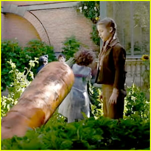 Fiona & Bronwyn Grow a Giant Carrot in New 'Miss Peregrine's Home for Peculiar Children' Clip