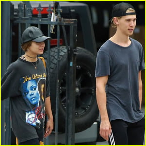 Vanessa Hudgens & Austin Butler Get Some Errands Done | Austin Butler ...