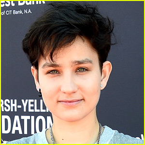 Bex Taylor-Klaus Reveals She is Gay, Admits She's 'Terrified' to Come Out