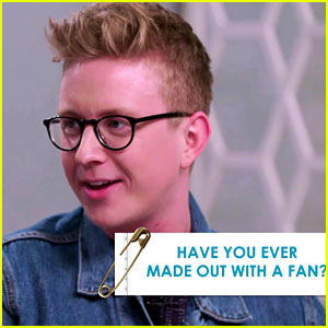 Has Tyler Oakley Ever Made Out with a Fan? | Carrie Underwood, Tyler Oakley  | Just Jared Jr.