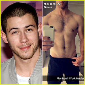 Nick Jonas Bares Ripped Abs in Hot New Selfie! 