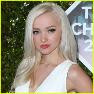 Dove Cameron Got The Coolest Christmas Gift From Her Fans!