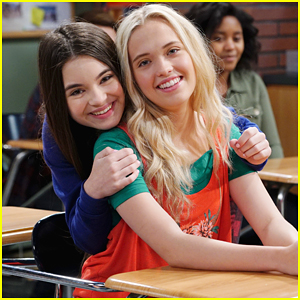 Landry Bender Joins Fans In Campaigning For 'Best Friends Whenever' Season 3