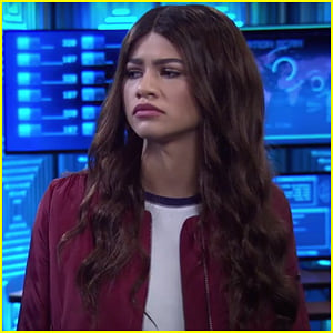 VIDEO Zendaya Takes Matters Into Her Own Hands on All New K.C