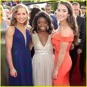 Aly Raisman, Simone Biles & Madison Kocian Bring Gold To the Golden Globes 2017
