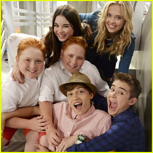 Landry Bender, Ricky Garcia & 'Best Friends Whenever' Cast React To Show Cancellation