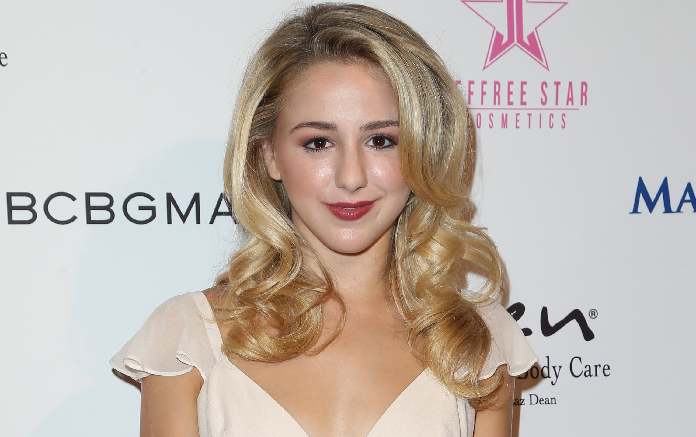 Chloe Lukasiak Was Happy to Reconnect With Old Friends For ‘Dance...