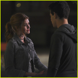 Clary is on a Mission to Rescue Simon on Tonight's 'Shadowhunters': Photo  919691, Shadowhunters, Television Pictures