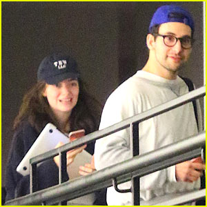Lorde & Jack Antonoff Hang Out After 'SNL' Performance