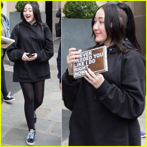 You Won't Expect Who Noah Cyrus Says Is the Best Singer in Her Family!