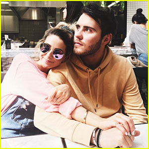 Zoella Shares Adorable Lunch Date Selfie With Boyfriend Alfie Deyes