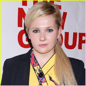 Abigail Breslin Just Bravely Shared About Her Sexual Assault Experience ...