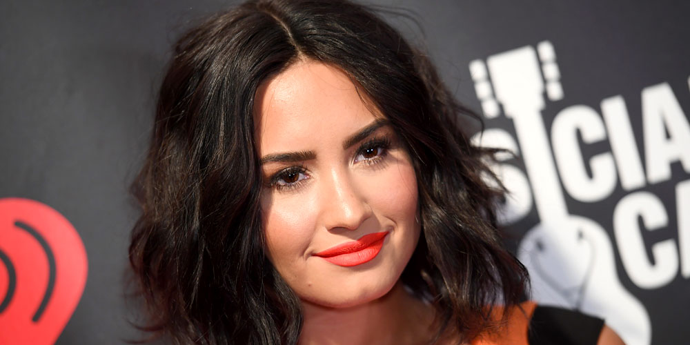 5. Demi Lovato's Blue Hair: See Her Latest Hair Color Change - wide 4