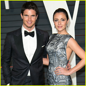 Italia Ricci Would Give Up Pizza For Husband Robbie Amell