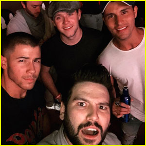 Nick Jonas & Niall Horan Hang With Dan + Shay At Stagecoach Festival