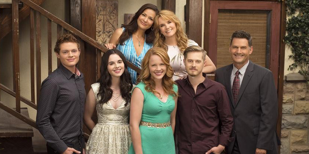 ‘Switched at Birth’ Alums Lucas Grabeel & Lea Thompson Join ‘Little