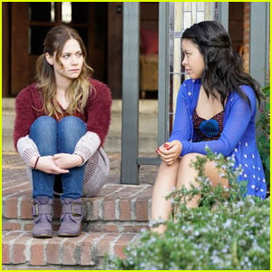 Family Secrets Start Coming Out on 'The Fosters'