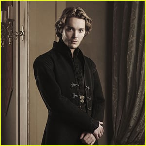 Toby Regbo, Biography, Movie Highlights and Photos