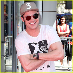 Zac Efron Wears Capri Pants for 'Baywatch' SlowMo Marathon: Photo 3889464, Alexandra Daddario, Baywatch, Ilfenesh Hadera, Kelly Rohrbach, Zac Efron  Photos